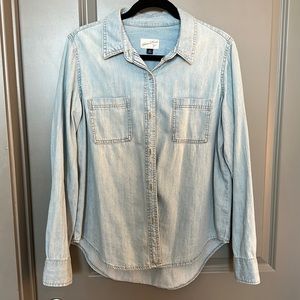 Denim button up top. Medium. Light weight.